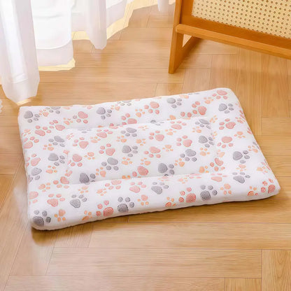 Flannel Pet Sleeping Bed - Thick Plush, Snug Warm Spot with Soft Padding, Stain Resistant Contemporary Blanket, Machine Washable, for Dogs & Cats, 2 Sizes (69*52Cm, 89*68Cm) Available